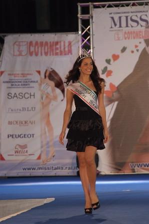 Messina Miss Mondo 2008 (2)_ridimensionare.JPG